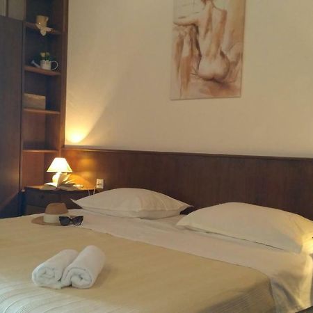 House Nede Medic Hotel Brela Exterior foto