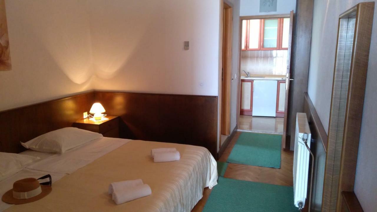 House Nede Medic Hotel Brela Exterior foto